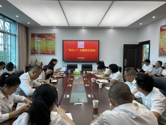 b70c3107d8a93343815639194751458